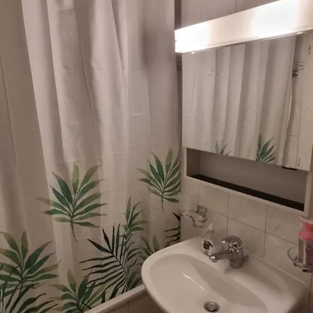 Asima モントルー